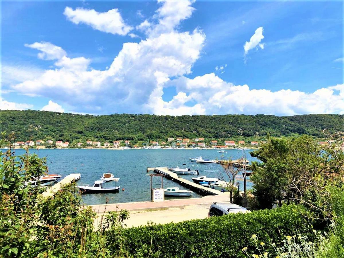 סופטרסקה דראגה Apartments With Boat Mooring Marija מראה חיצוני תמונה